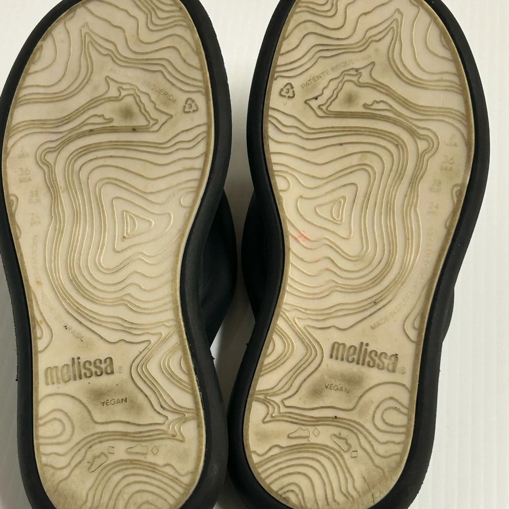 Melissa Shoes Womens Size 7 Flip Flops Sandals 38 EUR Vegan Rubber